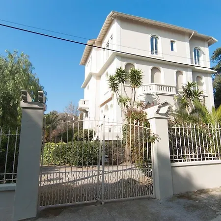 Sunny Duplex Close To Croisette, Free Parking Apartment Cannes